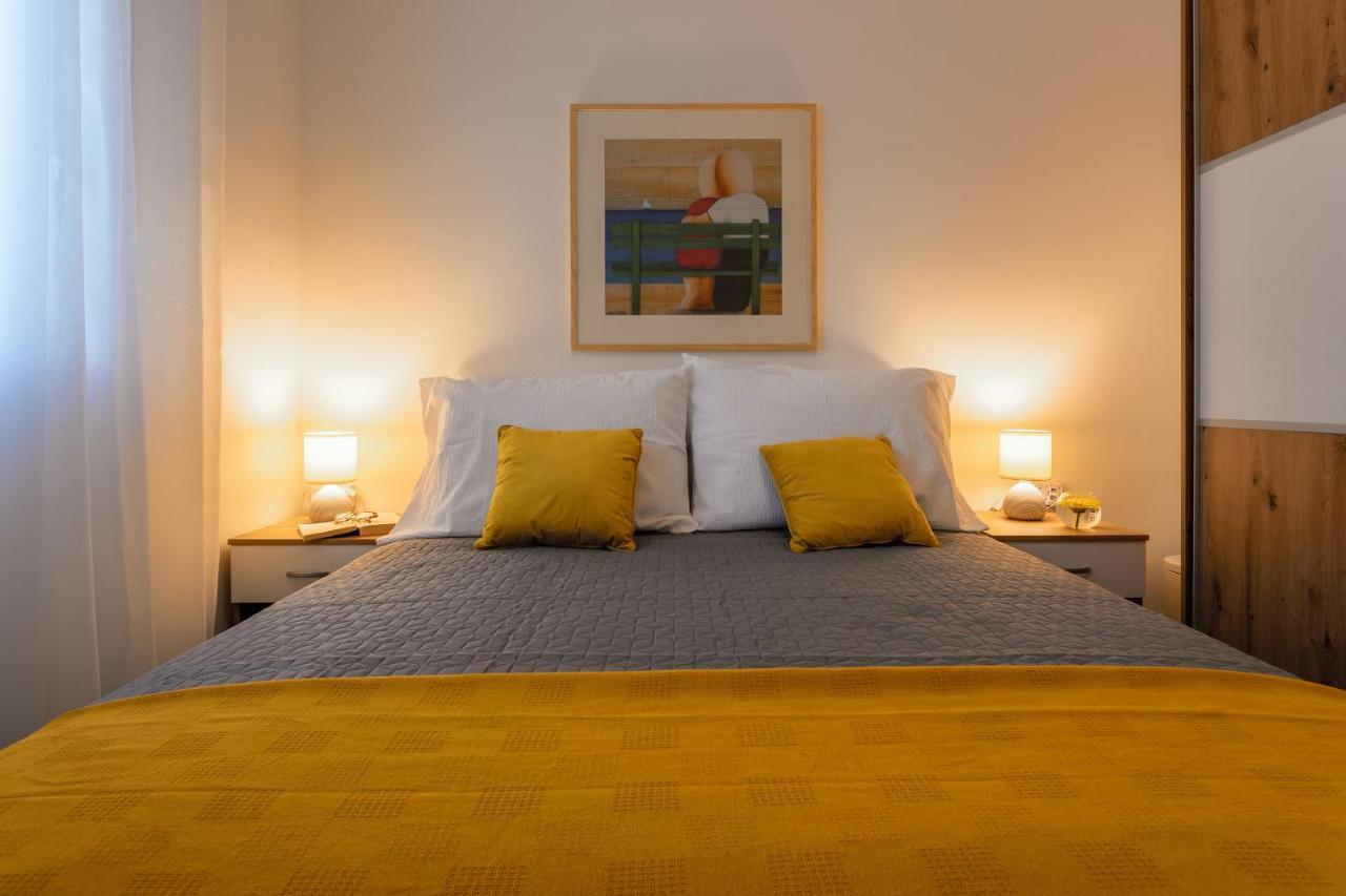 Apartman Olive Supetar Exterior foto